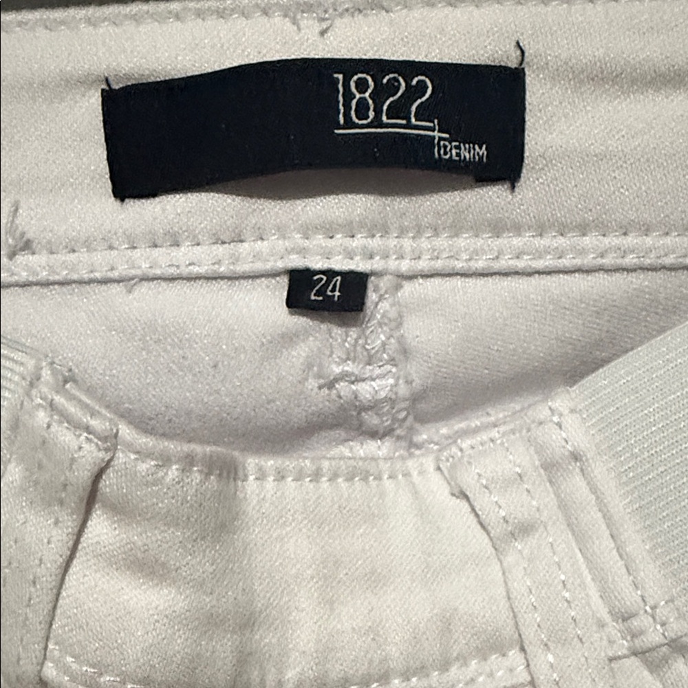 1822 Denim Butter Denim Ankle Skinny jeans. Women’s {24} - Picture 2 of 9